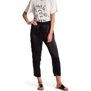Haitus || NWT || Black Silky Straight Leg Cropped Trousers